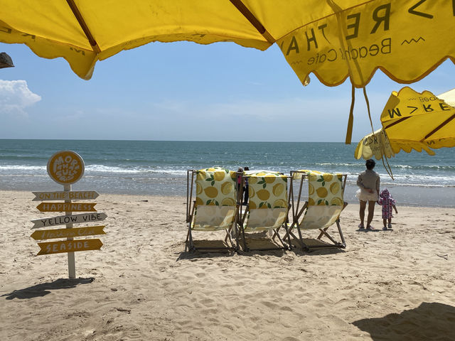 MORE THAN BEACH & CAFE 