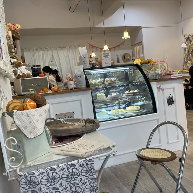 【新宿🇯🇵】行列できるトレンドカフェ🦋cafe dalcomhada