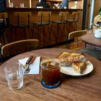 🇦🇺 日本の喫茶店文化にインスパイアされた温かみのあるカフェ