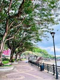 Kuching Waterfront: A Riverside Retreat for All Ages
