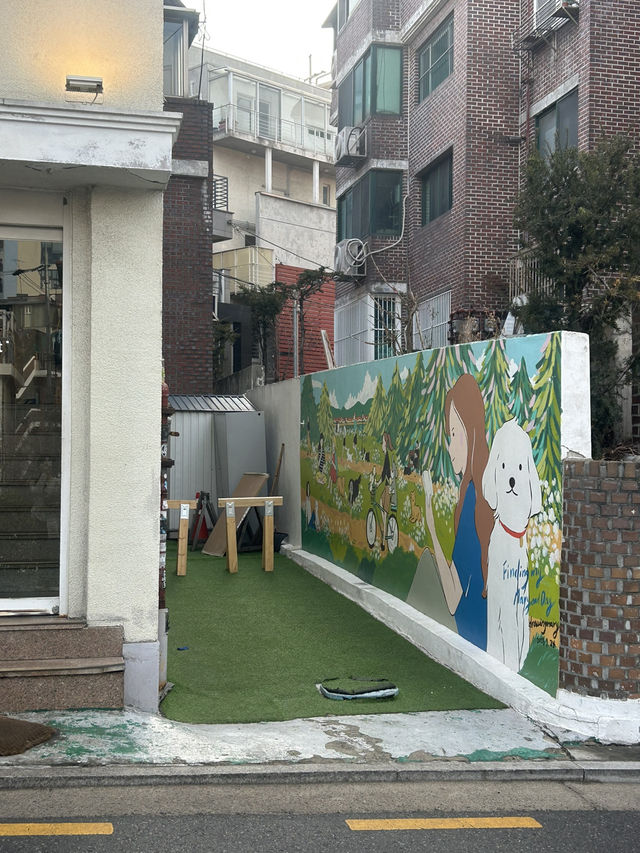 🤍디자인 덕후들의 성지, 홍대 오브젝트 탐방🤍 소품샵 데이트 추천