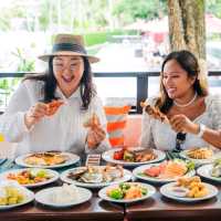 เต็มอิ่มกับมื้อเที่ยงในวันหยุดกับ Sunday Brunch