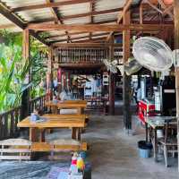 ร้านพิซซ่าในสวน บรรยากาศดี ร่มรื่น ย่านสันกำแพง