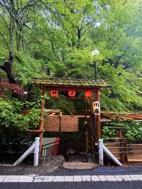 京都｜到貴船神社抽水籤 春有綠意秋楓紅 感受京都絕美詩意