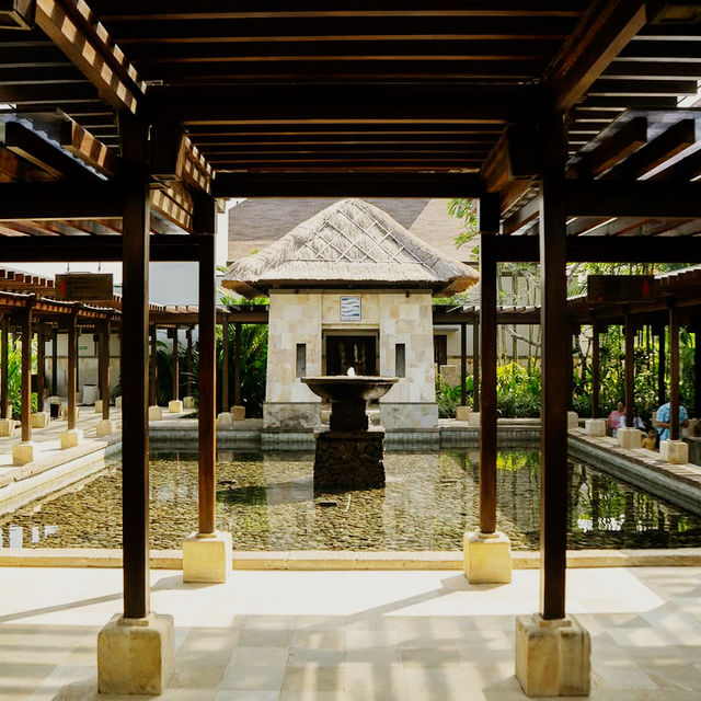 A Grand Escape Where Luxury Meets the Ocean
