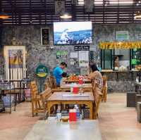 โมการลาบ - ร้านอาหารอีสานรสแซ่บในอุบล