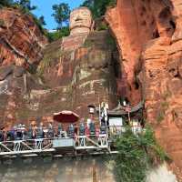 Colossal Marvel: The Awe-Inspiring Leshan Giant Buddha