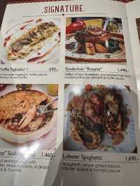 🍕 Custom Pizza, Tender Chicken at Mozza by Cocotte - Central Chidlom