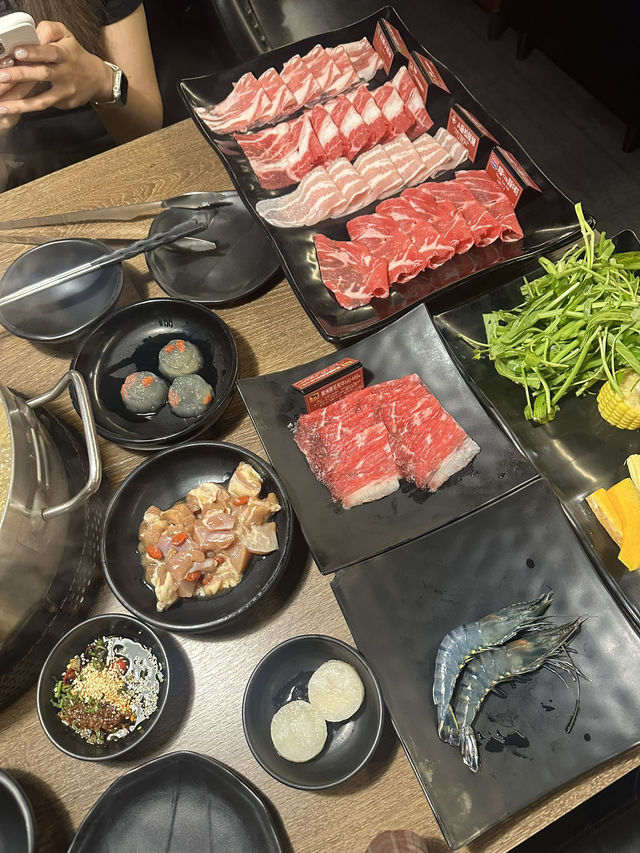 ไปกินหมาล่าที่@New Mala Hot Pot Kunming Branch