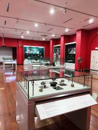 💎 Ratna Sari Gallery: Dazzling Display of Malaysia’s Cultural Jewels