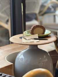 Desserts like an art piece in Taikoo Li
