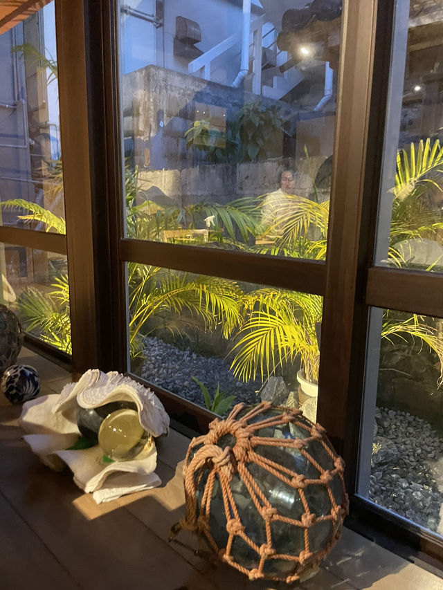 🐟魚屋直營🍣🦞沖繩當地人的私藏的🐍蛇酒海鮮食堂