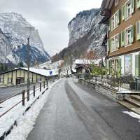 Unforgettable Lauterbrunen White Snow in Lauterbrunnen: A Winter Wonderland