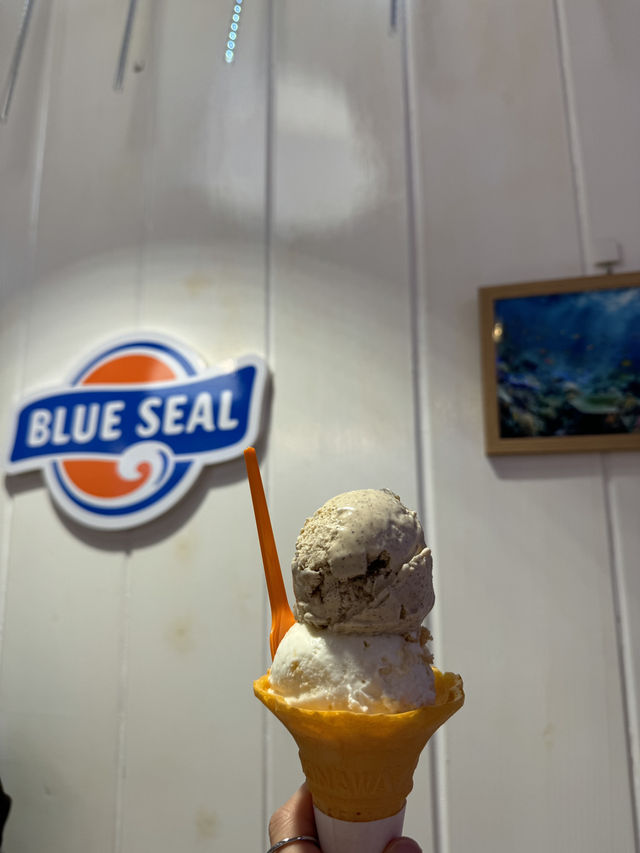 🍦 沖繩必吃的美式復古冰淇淋，從經典口味到隱藏菜單🇯🇵