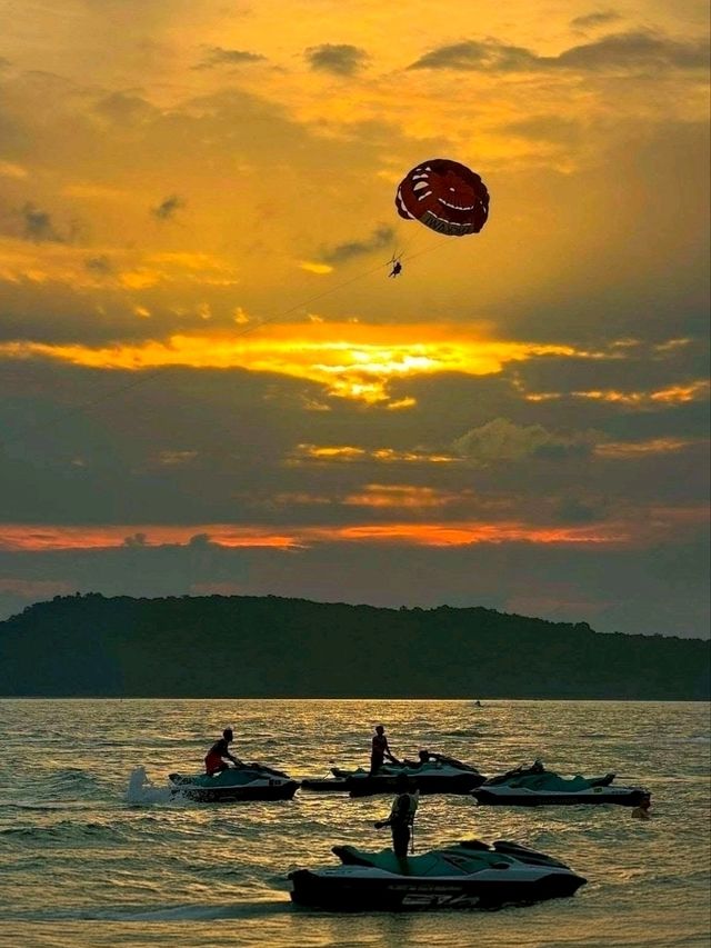 🌊Wonderful Beach Getaway with Friends at Camar Resort Langkawi.🌴🏖️🚤
