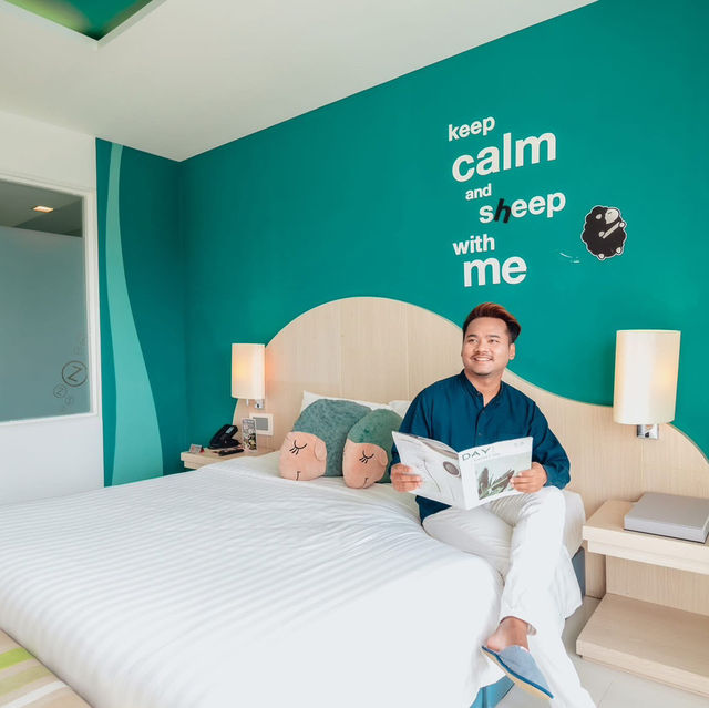SLEEP WITH ME HOTEL 