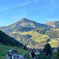 🏔️ *Dolomites Adventure: Where Alpine Majesty Meets Italian Dolce Vita* 🌿🍝
