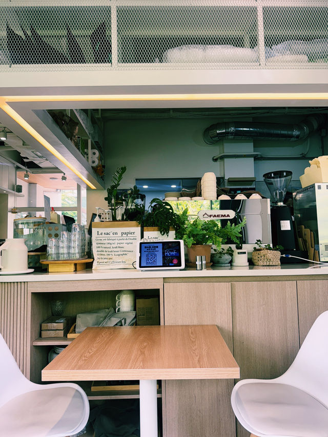 카페거리에서 여유
