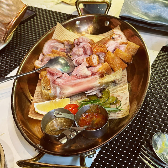 驚喜西餐廳🍽️ VINO維羅納·江景露台意式餐吧