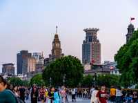 The Bund แลนด์มาร์กสุดไอคอนิกริมแม่น้ำหวงผู่