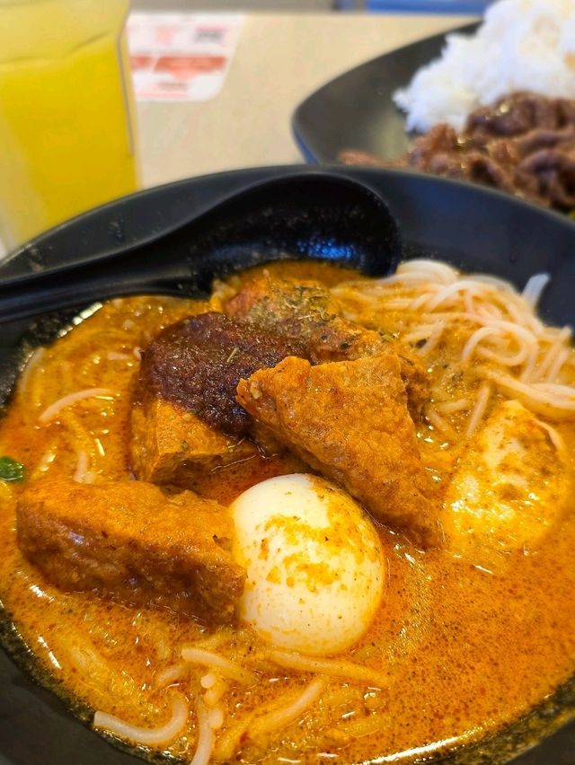 Savor the Flavors: Kaffe & Toast Thai Noodle Bar Delights