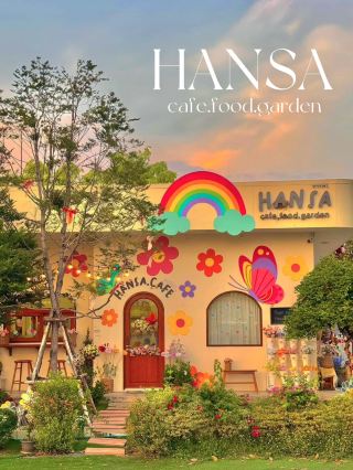 คาเฟ่ดอกไม้และร้านอาหารฟีลครอบครัวในสวน 🌸🌷