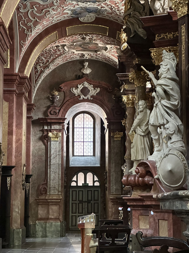 A Free Sanctuary: My Quiet Moments in Poznań’s Basilica