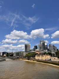 初めてのロンドンブリッジ、感動しました！🌉🇬🇧