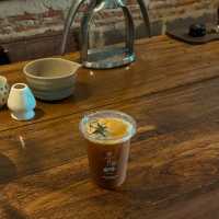 No rush, just good coffee & good taste. 🍵