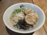 うま馬 Uma Uma Thailand｜本格博多ラーメン×居心地の良いイザカヤ】