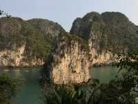 🚢🌿 Sailing Through a Dream: My Halong Bay Cruise Experience