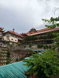 A Calm and Beautiful Temple Visit in Penang