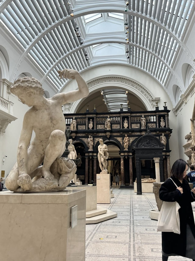 아름다운 장식미술 박물관, V&A