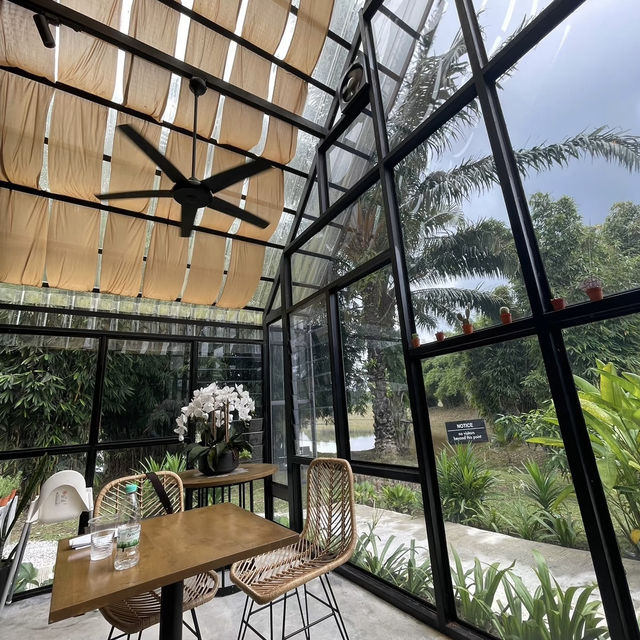 Peace by the Race Track – My Visit to LakeSide @ SIC, Sepang