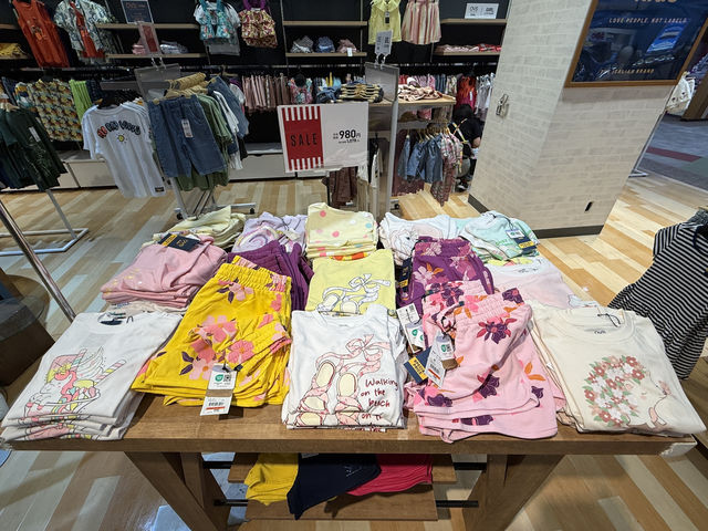 日本大型超市里的意大利小孩品牌