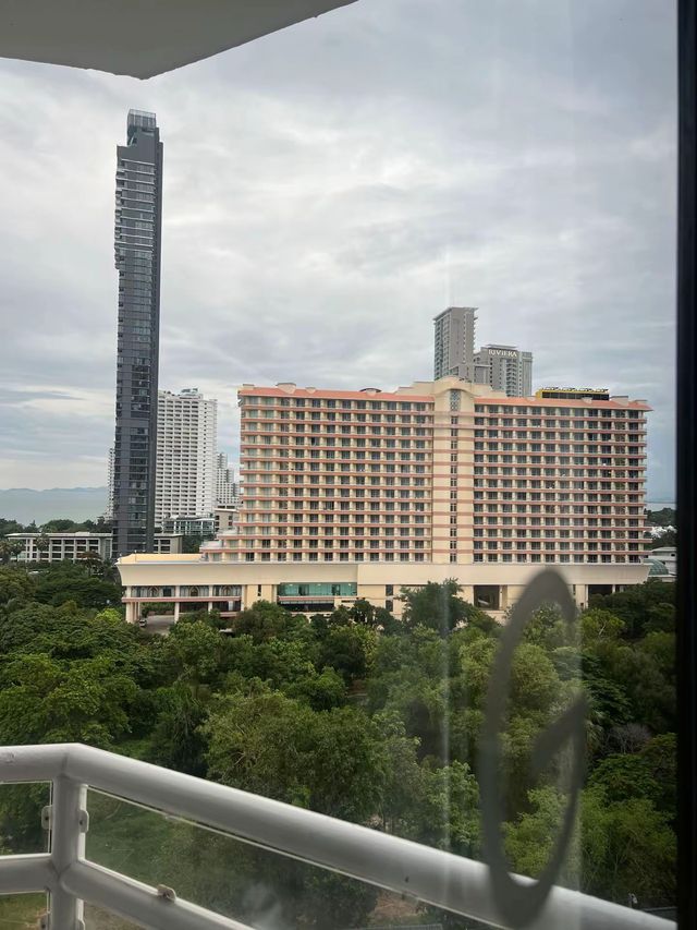 Pullman Pattaya โรงแรมพูลแมน พัทยา 