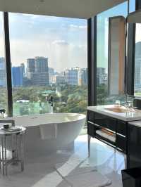 Ritz-Carlton Bangkok 🥘 🏨 