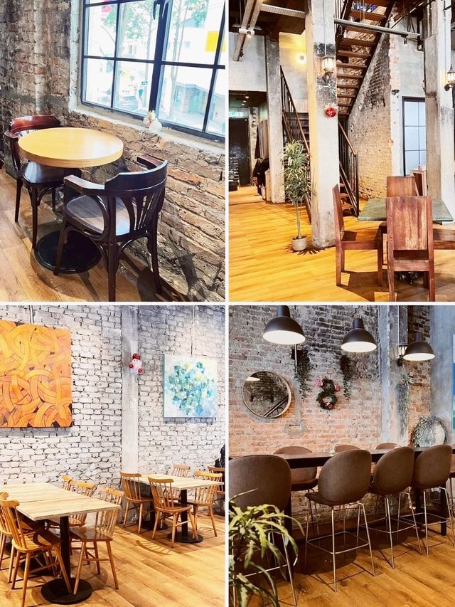 Light capture Cafe