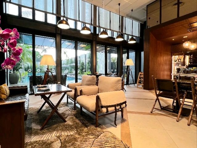 Colonial Elegance and Island Serenity – A Hidden Gem at The Barracks Hotel Sentosa