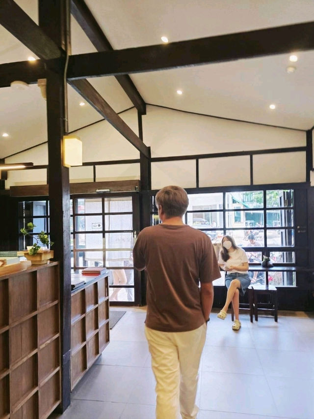 ชาดีๆ ในวันฝนพรำที่ Mogokoro Teahouse