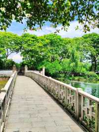 Jiang Villa at Huagang Guanyu (Viewing Fish at Flower Harbor)