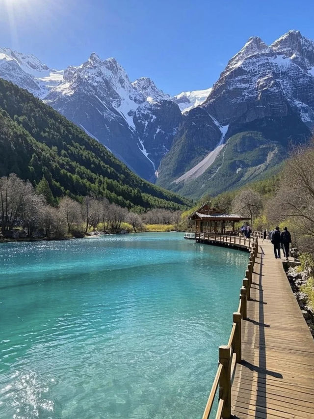 🇨🇳 Er Hai Lake - Mirror of mountains & Sky ☁️