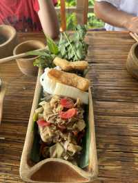 Luang Phabarng with family