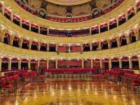 【宮殿のような劇場で芸術に浸る】スウォヴァツキ劇場🎭🏰