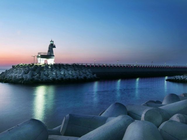 🛟 이호테우 말등대 – 제주 바다 위를 수놓은 이색 풍경