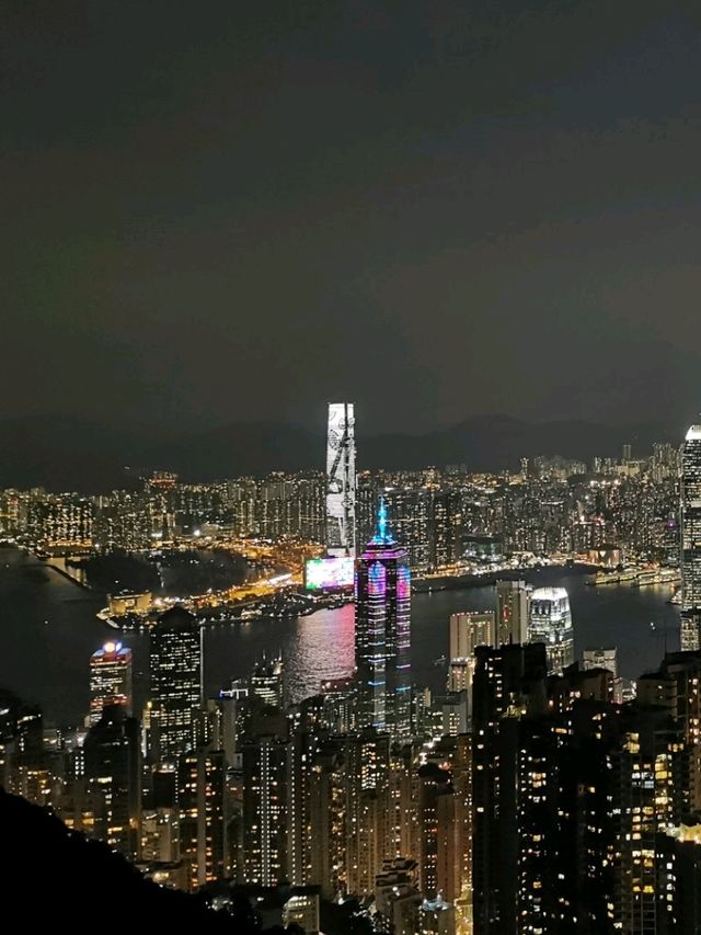 ชมวิวพระอาทิตย์ตกดินที่ Victoria Peak, Hongkong 🌄