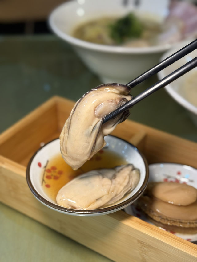 人氣雞白湯拉麵小店