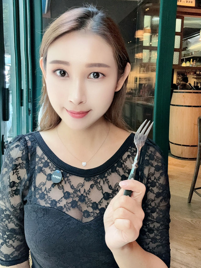 🇫🇷 一秒穿越巴黎！上環法式浪漫餐廳Nissa la Bella試睡+美食全紀錄