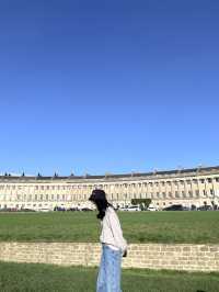 🏛️🌿 The Royal Crescent สถาปัตยกรรมโค้งสุดคลาสสิก