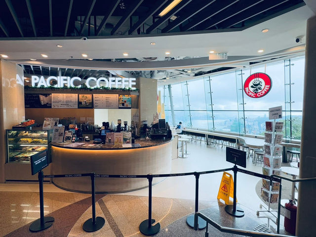 จุดชมวิว Pacific Coffee ฮ่องกง ☕️🌿 